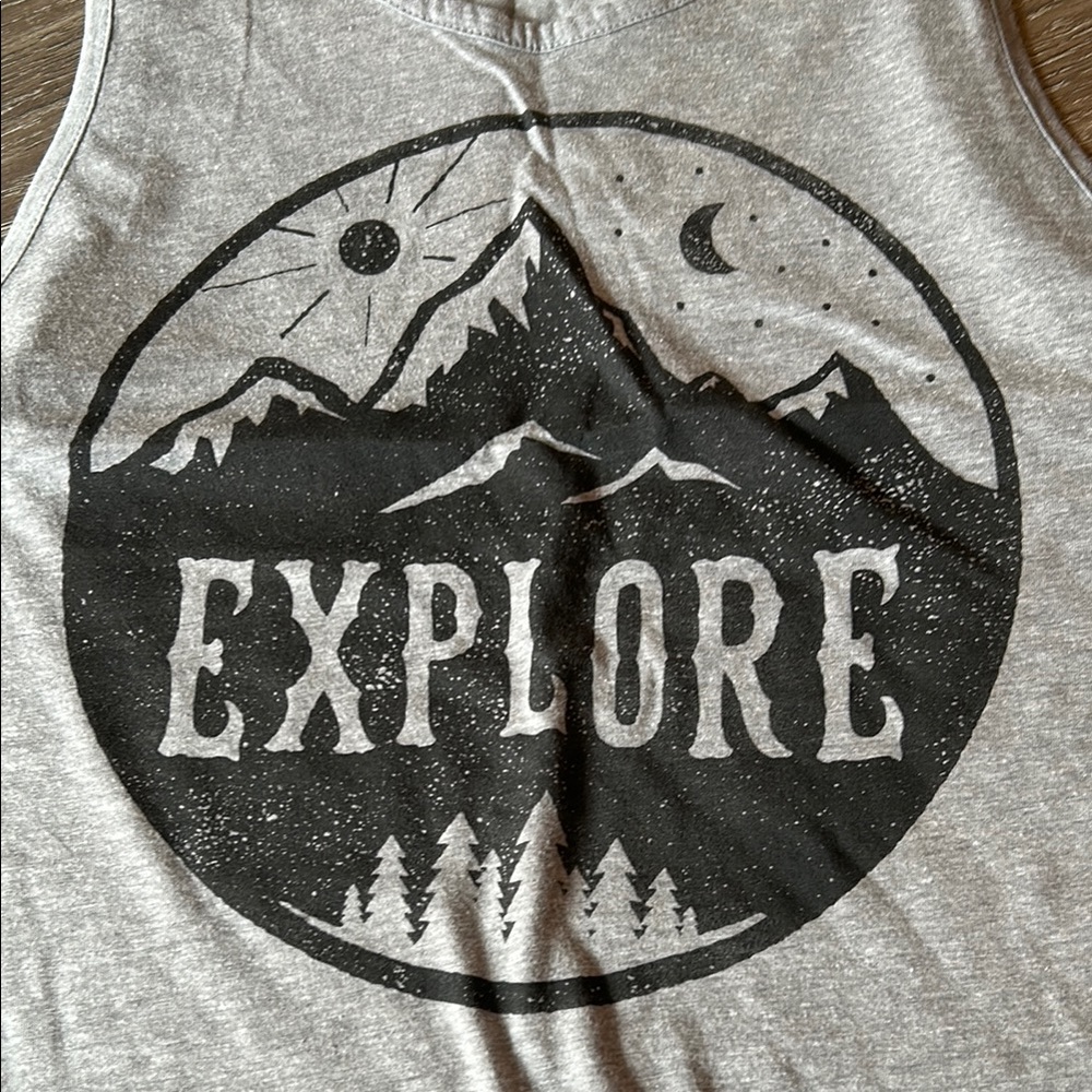 Gray Explore Graphic Tank Top
